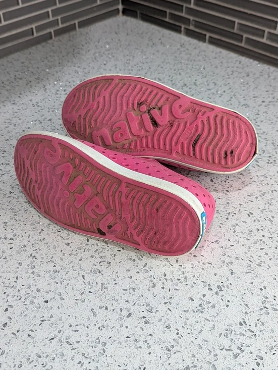 Native Shoes Pink Jefferson Water Sneaker Sandal Spring Summer Girls Kids Sz 11 - Picture 7 of 10